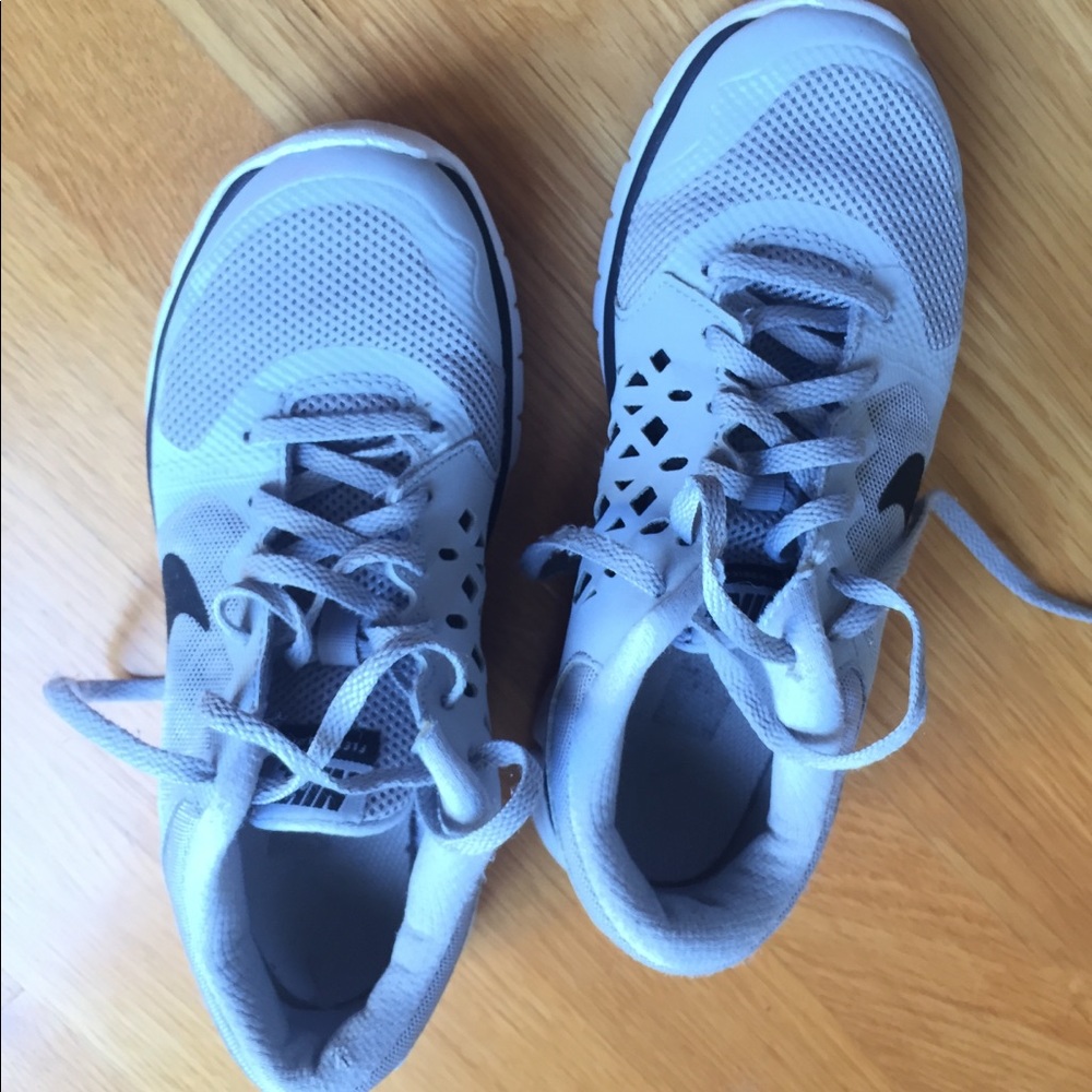 Nike tennis shoes. Gray. Kids size 3.5